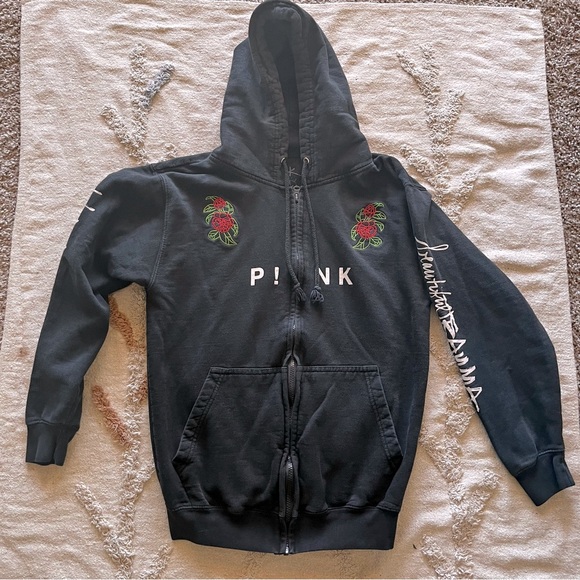 2018 P!no Beautiful Trauma World Tour Black Hoodie full zip sweatshirt small S - Picture 1 of 6